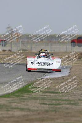 media/Oct-25-2025-CalClub SCCA (Sat) [[34c778dfbe]]/Group 5/Qualifying/